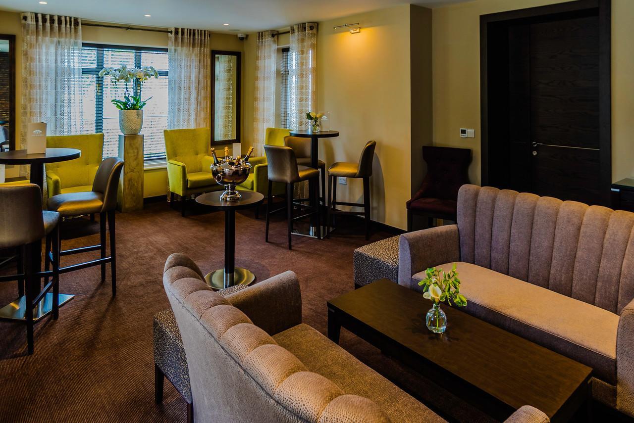 Cae Court Hotel Брідженд Екстер'єр фото